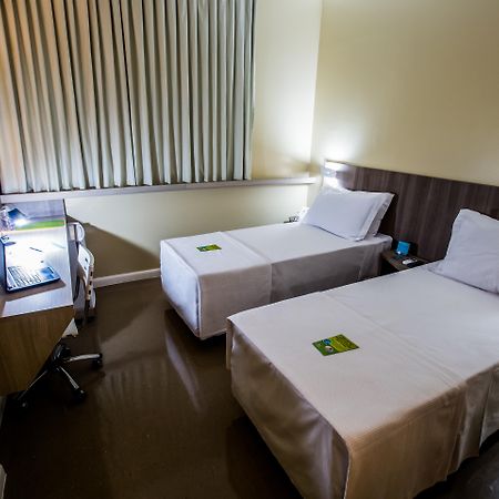 Slim Cuiaba Aeroporto Otel Dış mekan fotoğraf