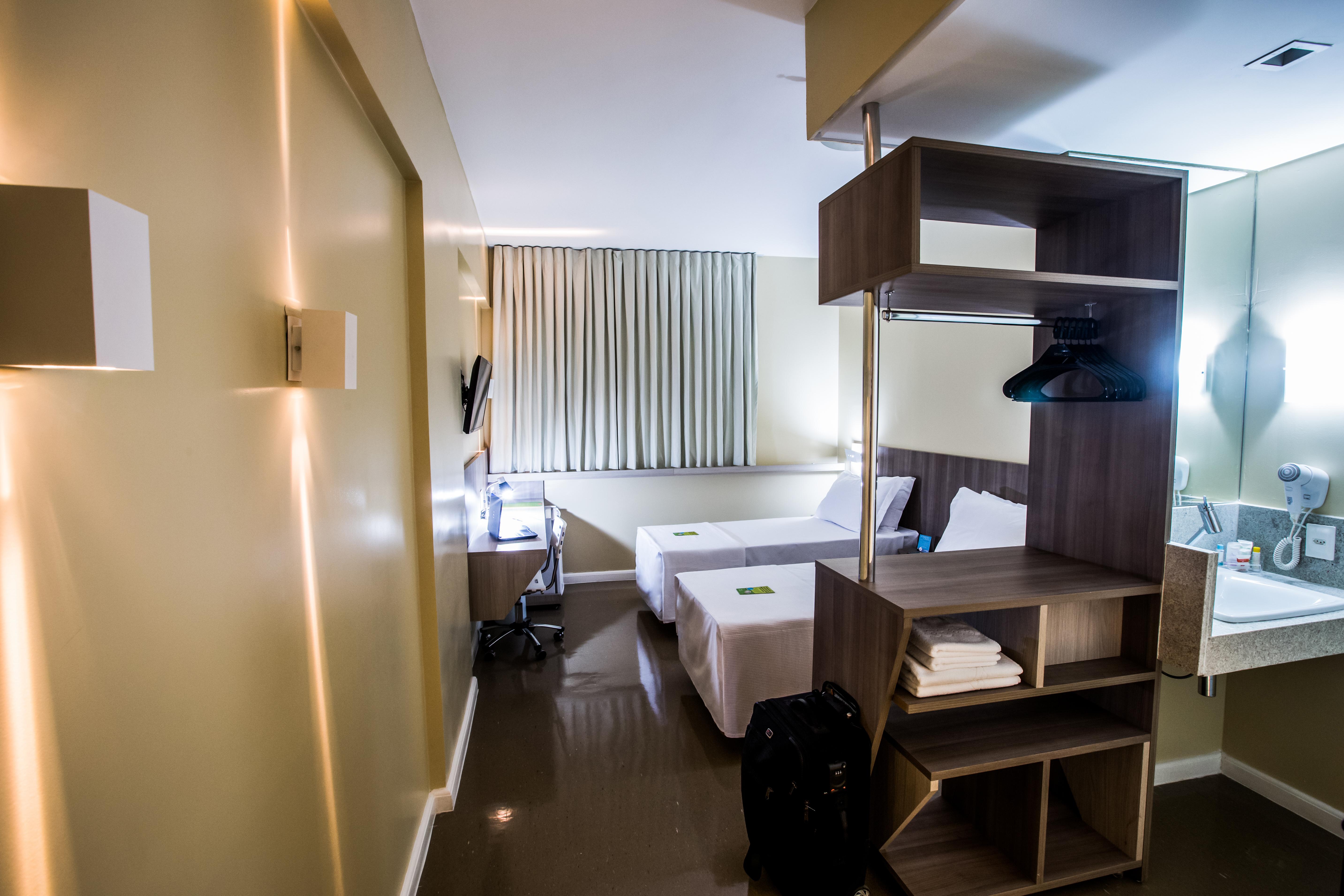 Slim Cuiaba Aeroporto Otel Dış mekan fotoğraf